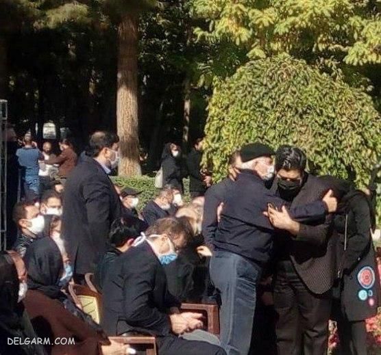 هنرمندان در روز خاکسپاری شجریان در مشهد