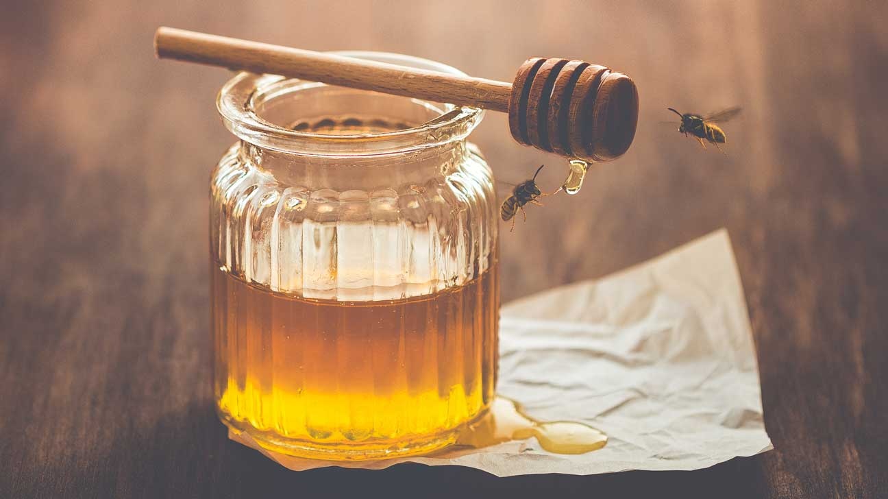 برای اینکه عسل به قاشق نچسبد چه کنیم؟