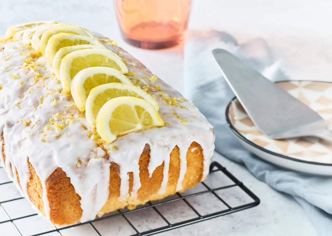 کیک پودینگ لیمویی، خوش‌طعم و دلپذیر