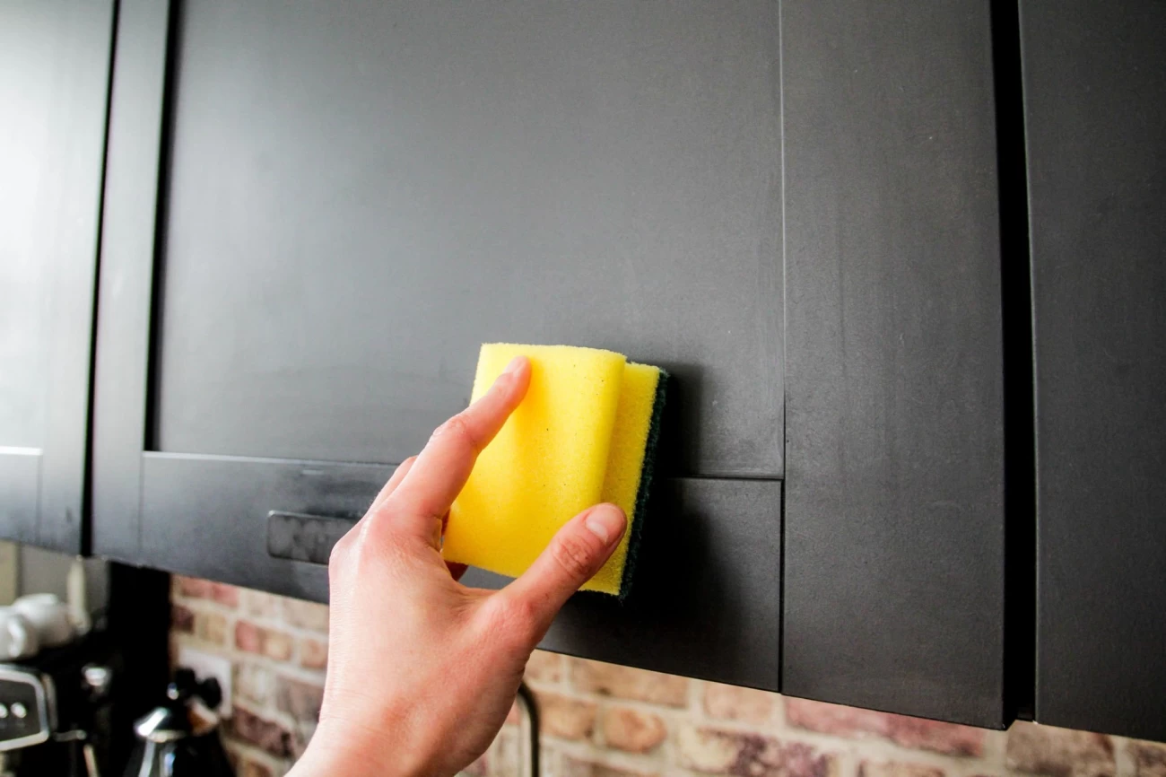 محلول رفع کثیفی و چربی کابینت