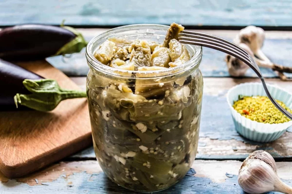طرز تهیه ترشی بادمجان لقمه ای