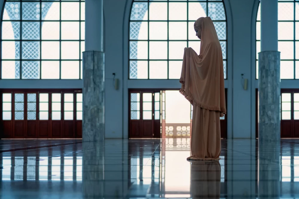 فواید سجده نماز