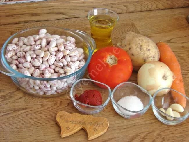 مواد لازم برای تهیه خوراک لوبیا
