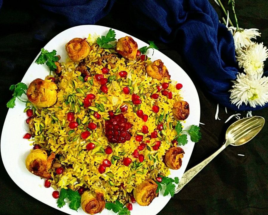 طرز تهیه انار پلو مجلسی برای شام شب یلدا