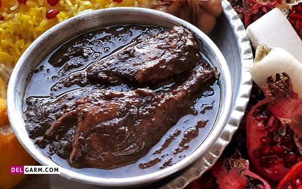 خورشت فسنجون (فسنجان) برای شب یلدا