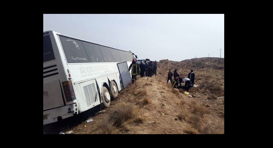 انحراف اتوبوس در جاده اصفهان به شهرکرد ۹ مصدوم برجای گذاشت