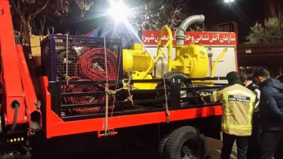 اعزام نیرو و تجهیزات آتش نشانی تهران به مناطق آب گرفته اهواز