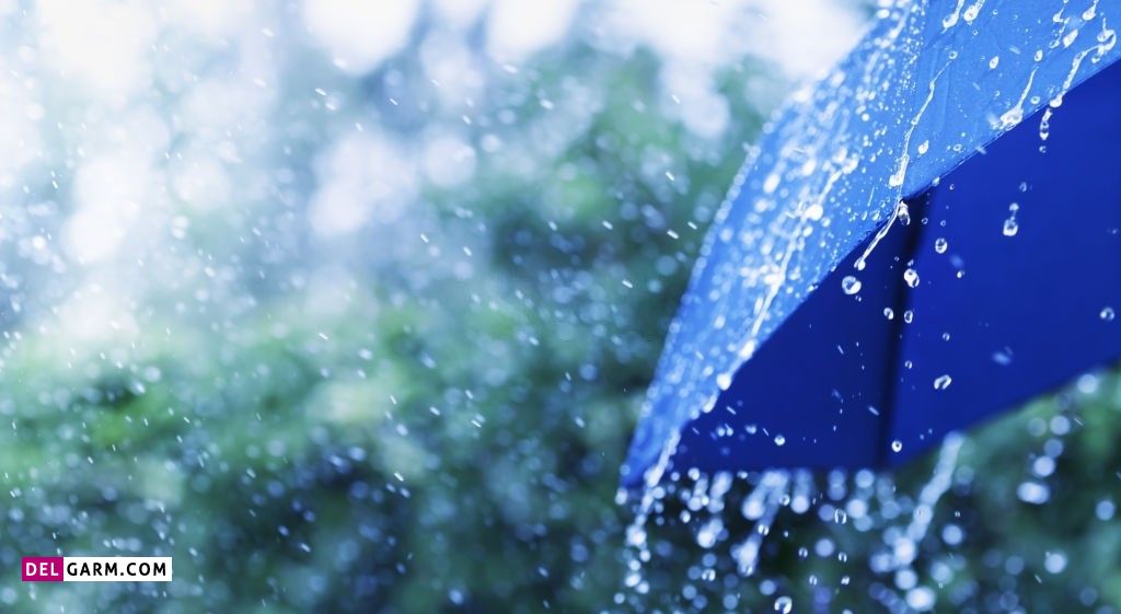 عکس باران و پنجره