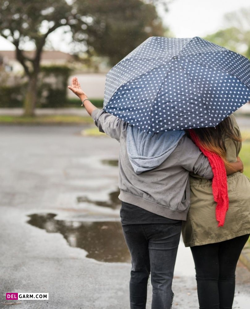 عکس باران و پنجره