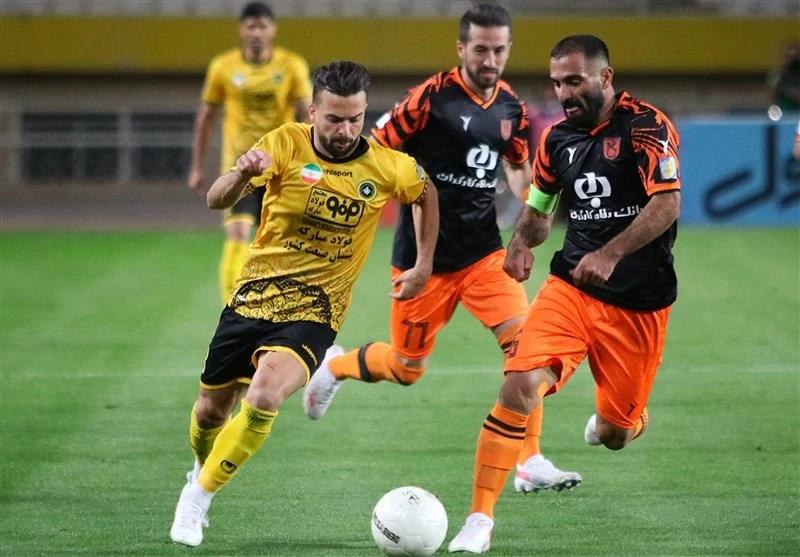 بازی سپاهان و مس رفسنجان