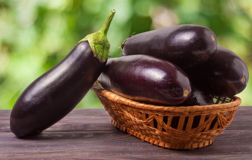 خواص بادمجان برای پوست
