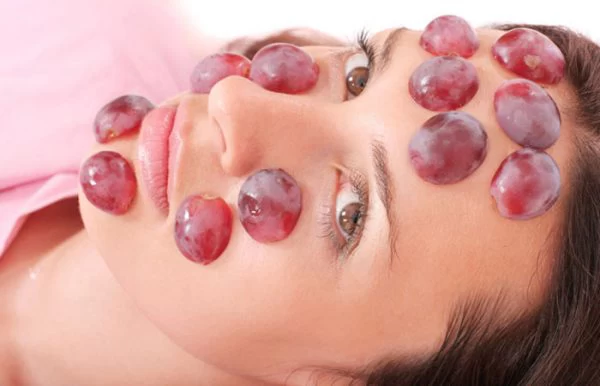 خواص انگور برای پوست