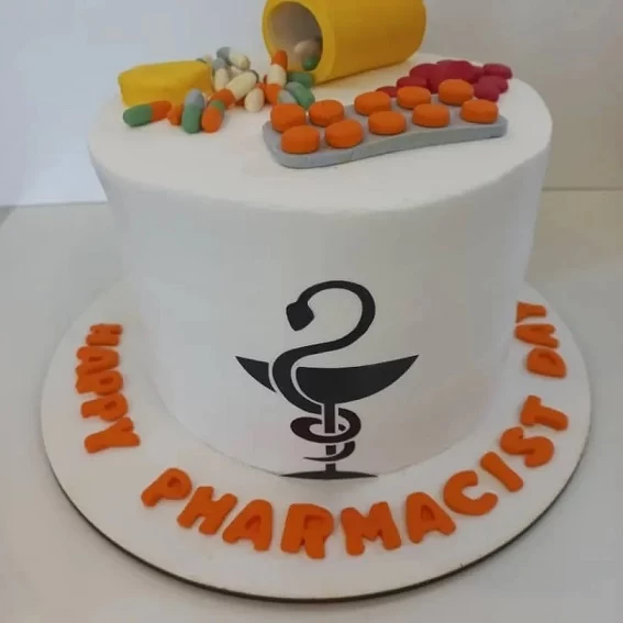 کیک روز داروساز