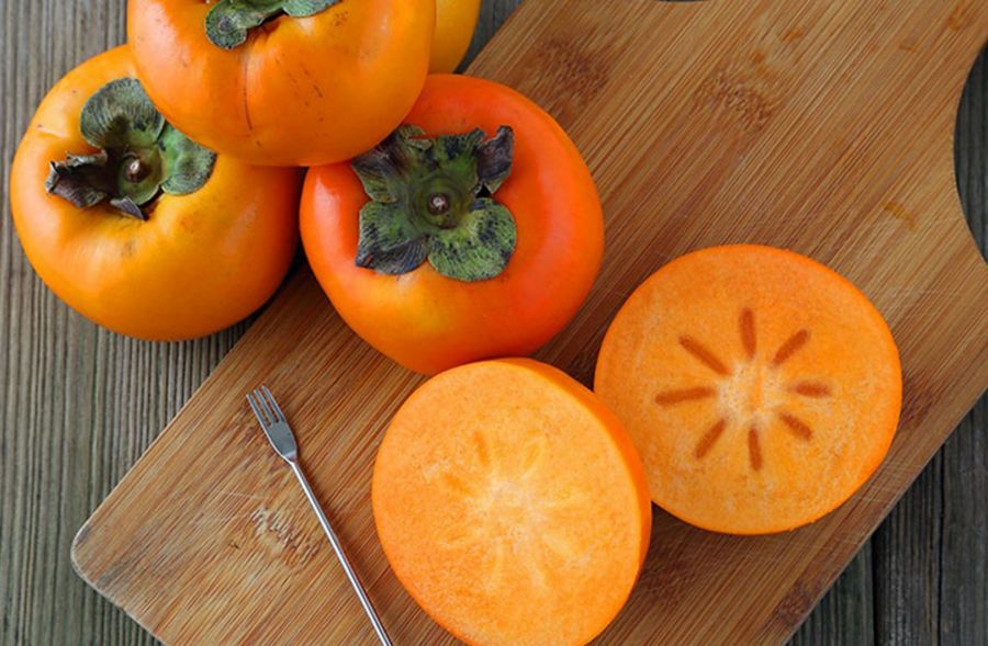بررسی میزان کالری، ارزش غذایی و خواص خرمالو