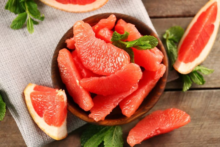از خواص و ارزش غذایی گریپ فروت و آب گریپ فروت بدانید