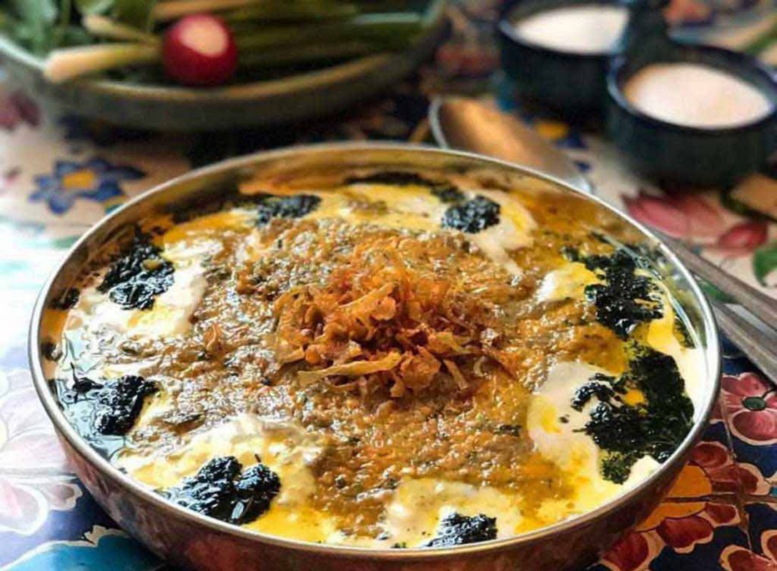سبزی مخصوص آش کشک چیست ؟ فواید آش کشک