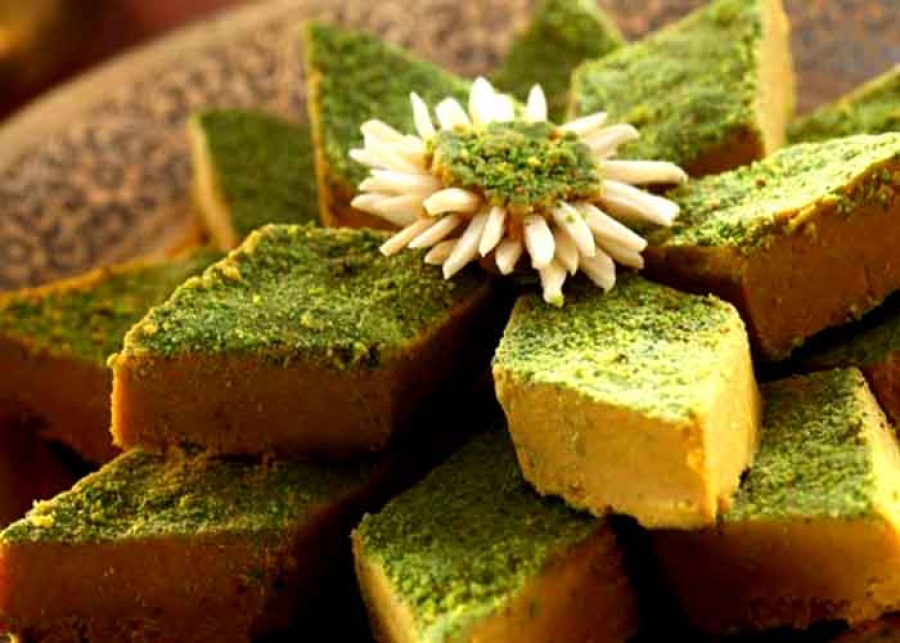 دستور پخت اوماج حالواسی حلوای مجلسی آذربایجان شرقی