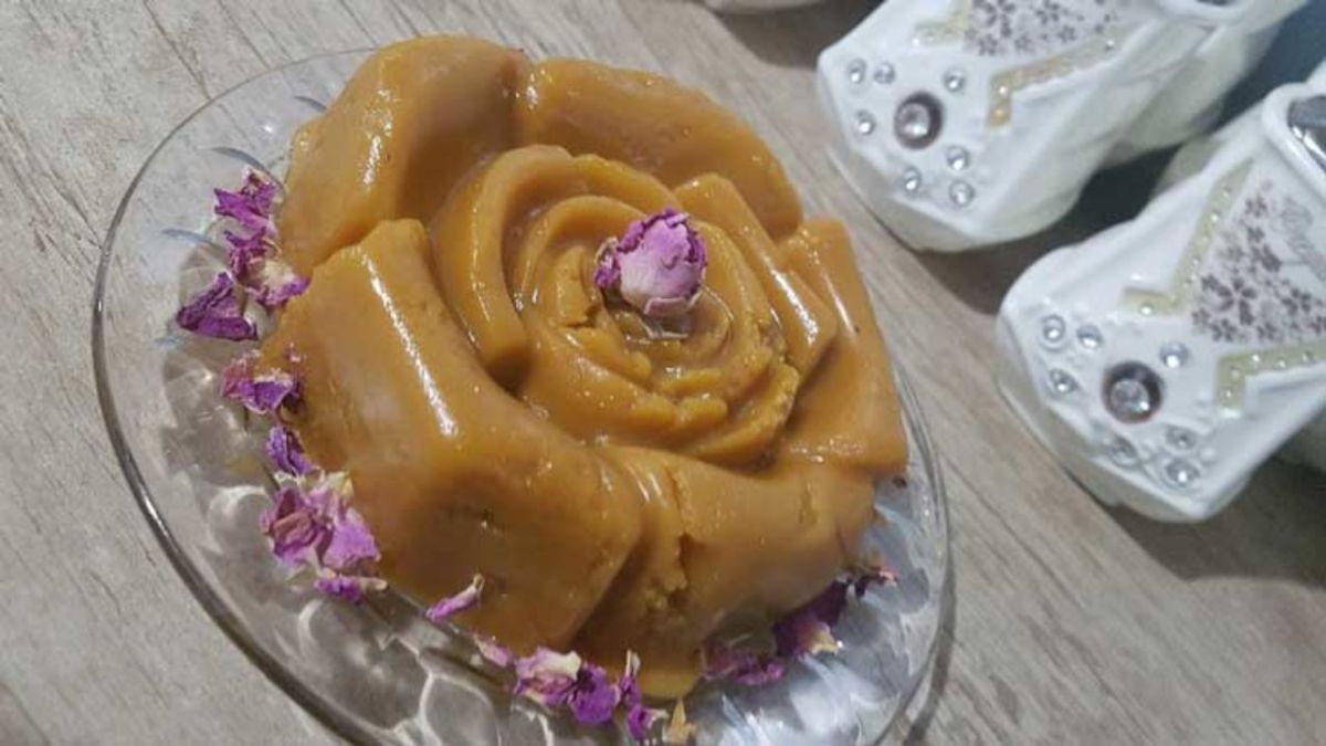 طرز تهیه حلوا سوهان دسری خوشمزه و مقوی