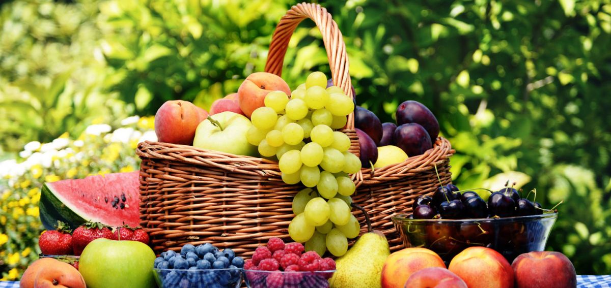 آشنایی با میوه های بهاری و خواص آن ها