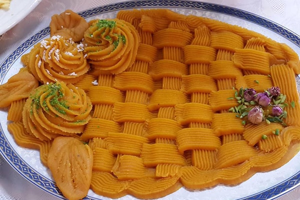 تزیین حلوا برای سفره افطاری