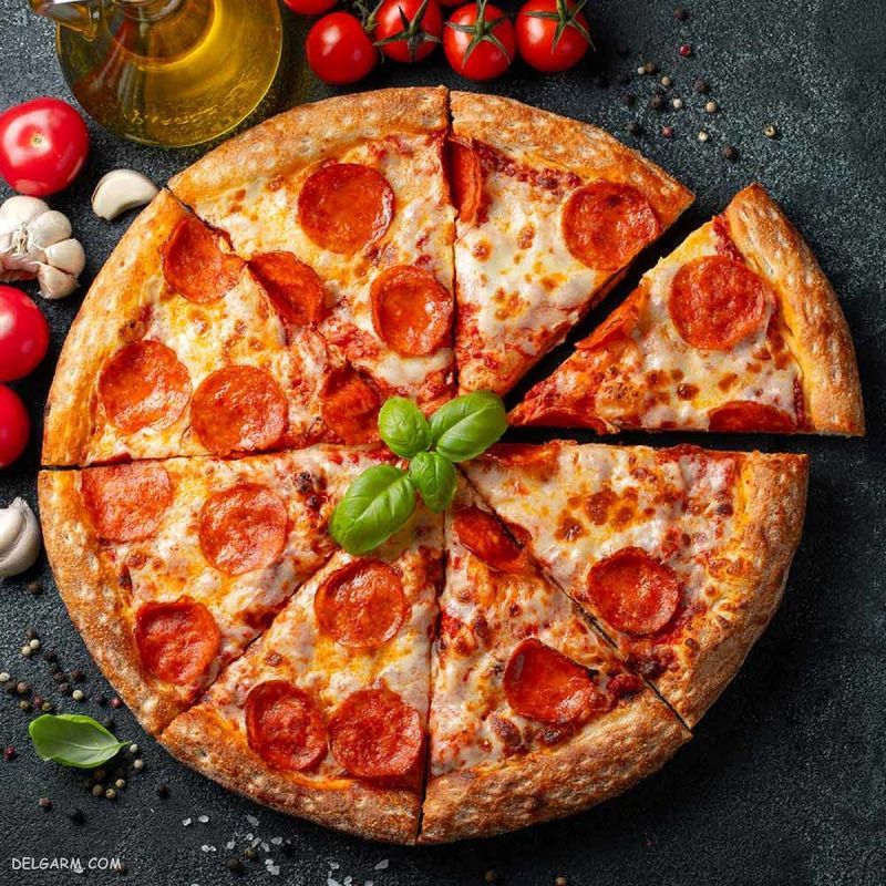 پیتزا پپرونی در ماهیتابه