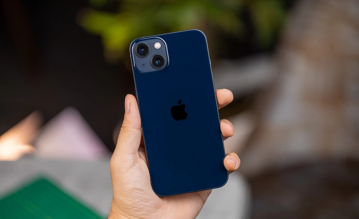 سرعت نصب iOS 18.2: اپل از رقبای خود پیشی گرفت/ راز موفقیت جدید اپل چیست؟