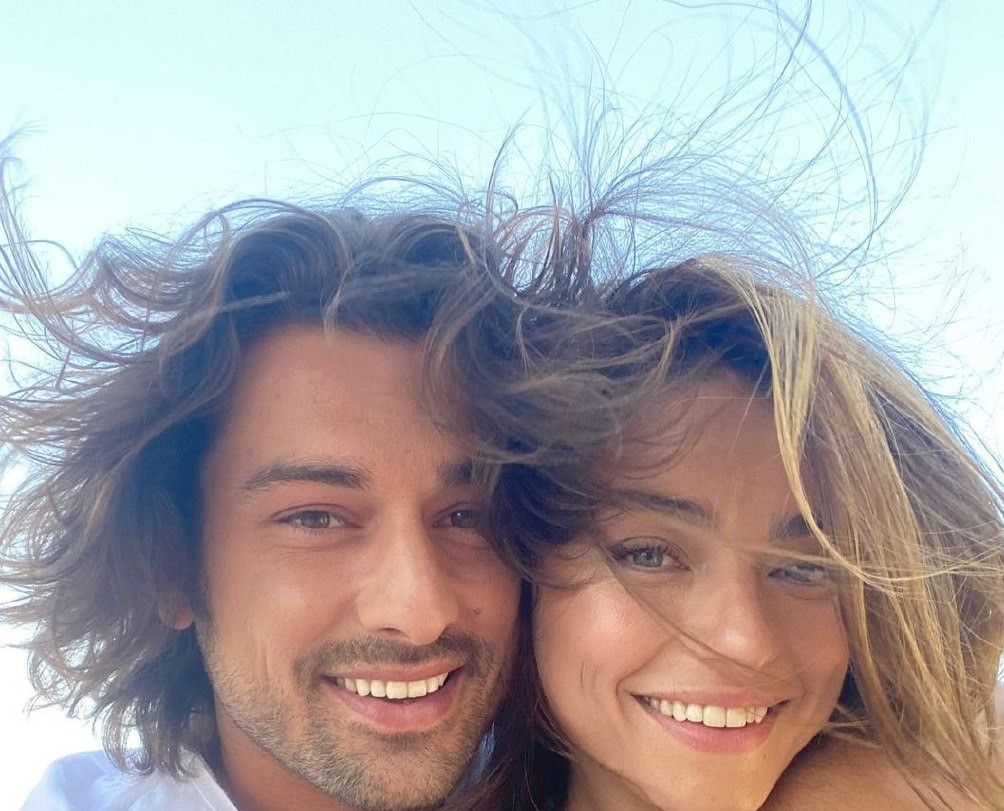 علاقه جنون آمیز خواننده معروف الجزایری به بازیگر زن معروف ترکیه ای!