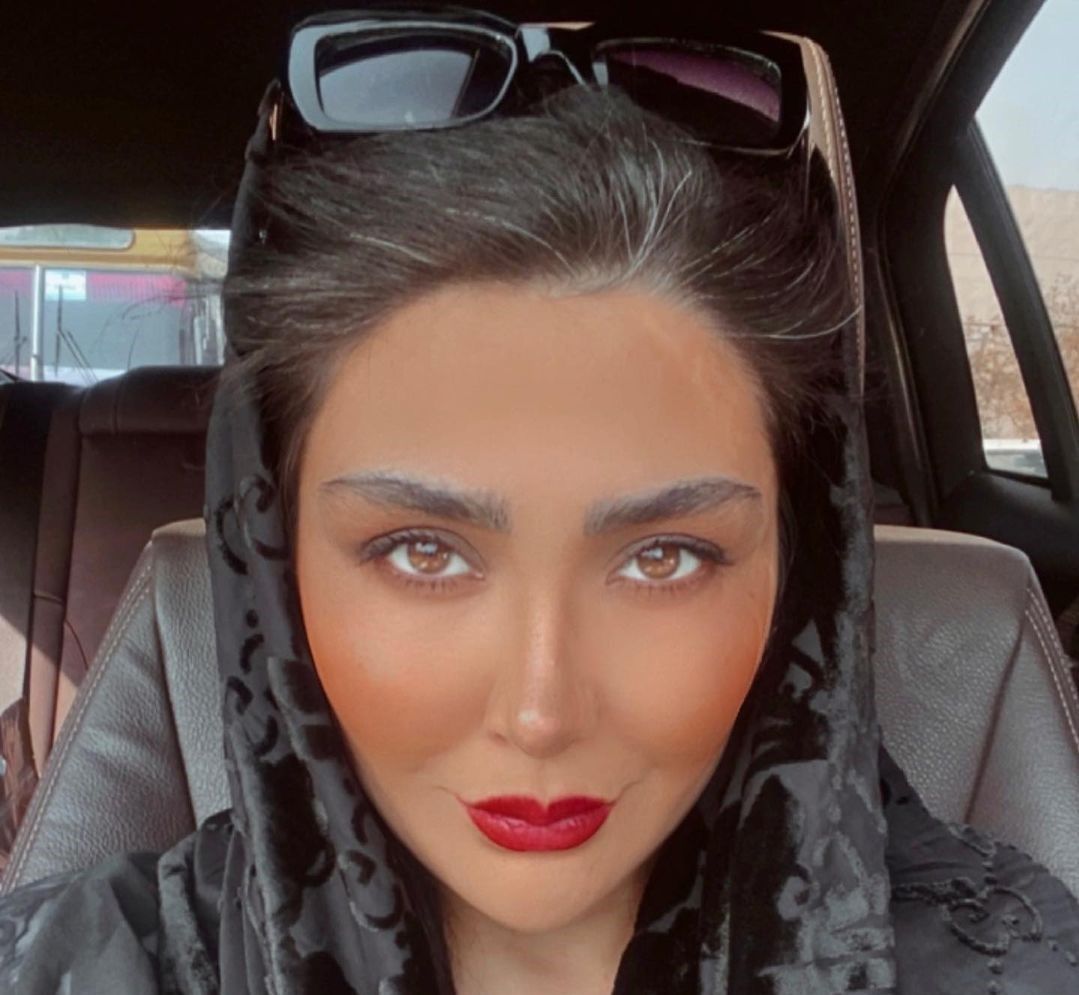 استایل و تیپ عجیب خانم بازیگر!