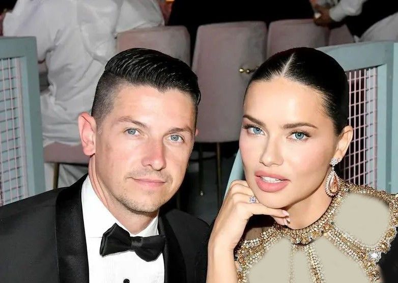 آدریانا لیما مدل برزیلی برای بار سوم باردار است!