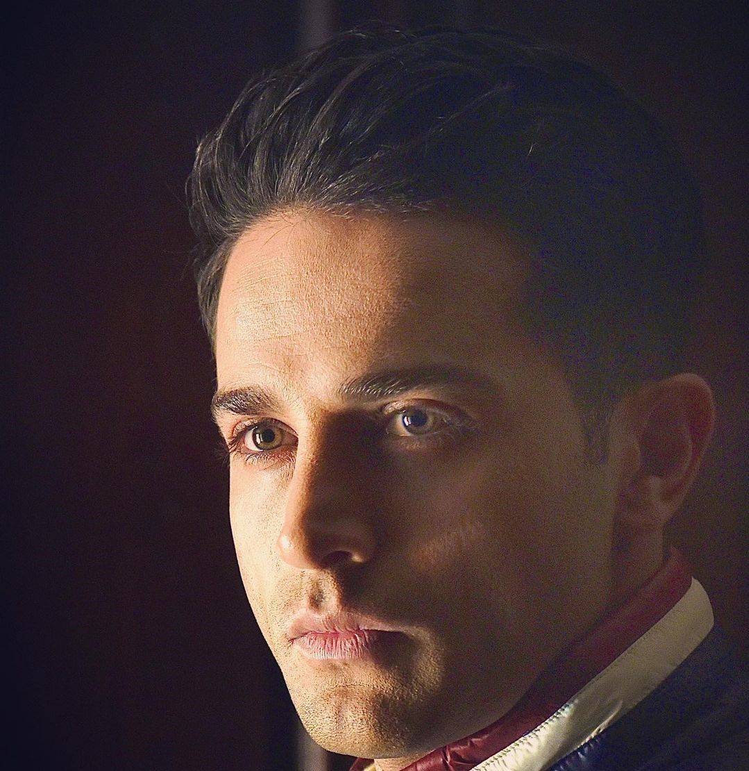 عکس جدید بسیار زیبای آرمان درویش در بیابان!