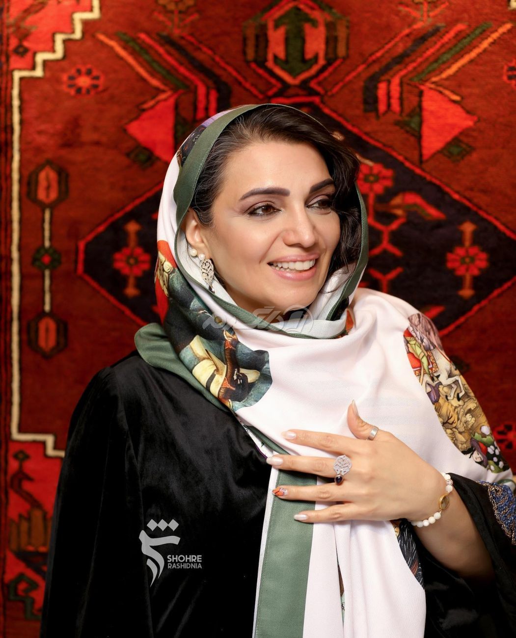 بازیگر زن / الهام پاوه نژاد