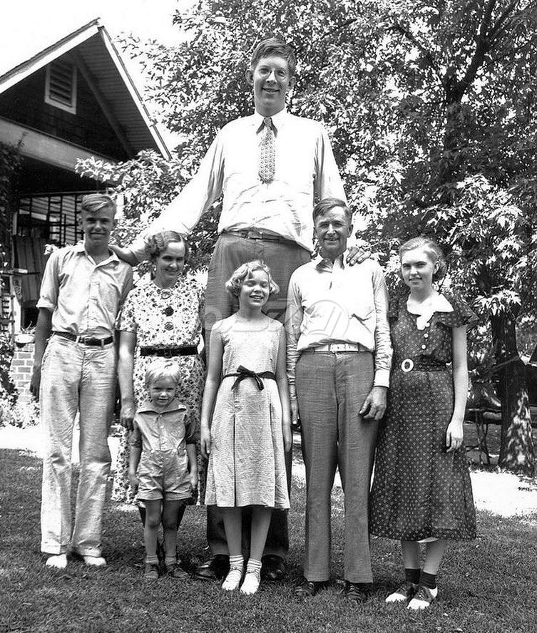 بلند قدترین انسان تاریخ / رابرت وادلو