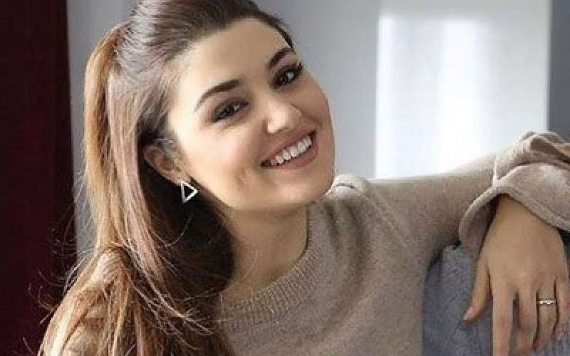 بازیگر زن / هانده آرچل
