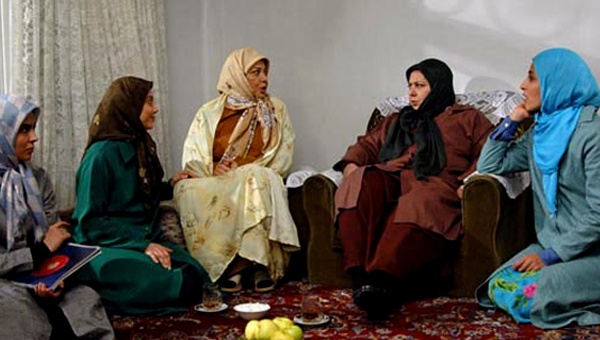 سکانس خنده دار اسباب کشی به سبک علی صادقی