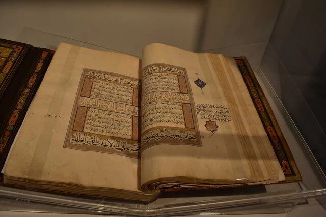 گردنبند انار در آثار کهن ایران