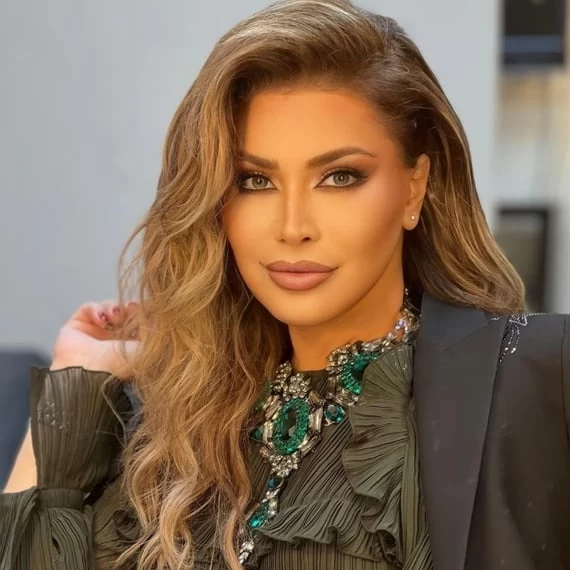 هدیه پر زرق و برق خواننده معروف عرب در روز پخش جدیدترین آهنگش