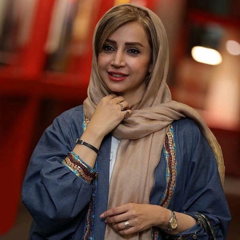 لقب جالب و باحاله خواهر شبنم قلی خانی به وی