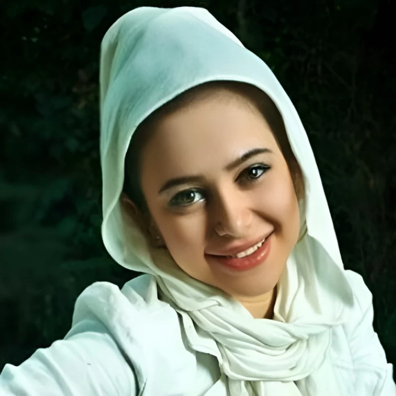گلچینی از تصاویر الناز حبیبی از کودکی تا به حال
