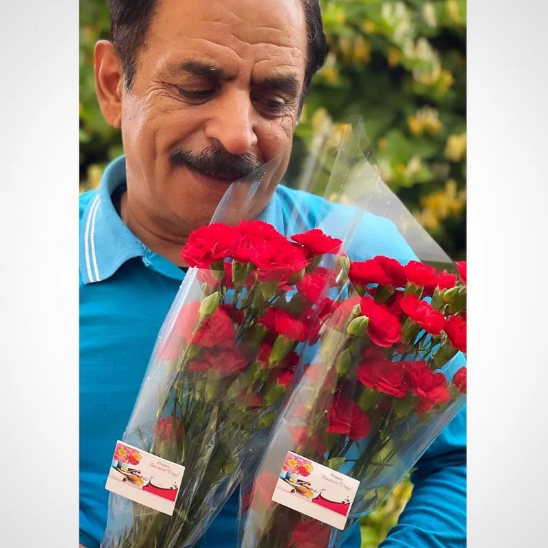 شوخی خنده دار آقا رشید با واتساپ