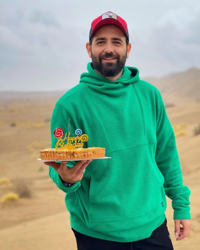گلچینی از تصاویر امیر حسین آرمان از کودکی تا به حال