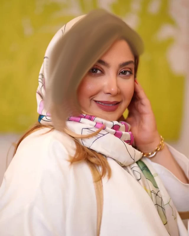 ژست های هنری دختر آقا رحمان سریال سه در چهار پربازدید شد