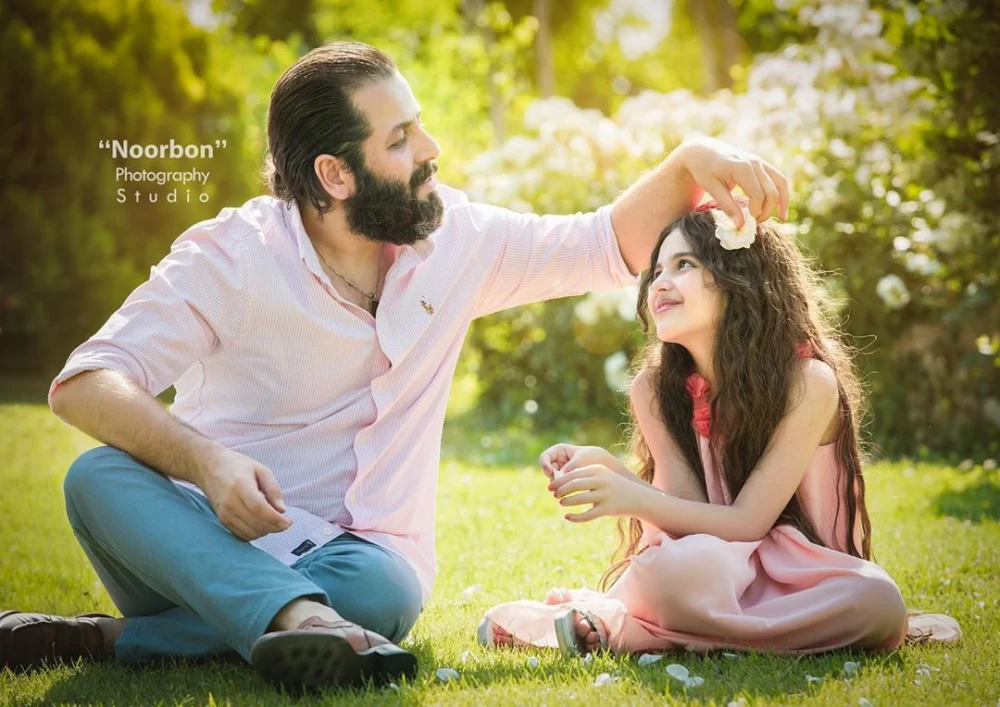 گلچینی از تصاویر امیررضا دلاوری از کودکی تا به حال