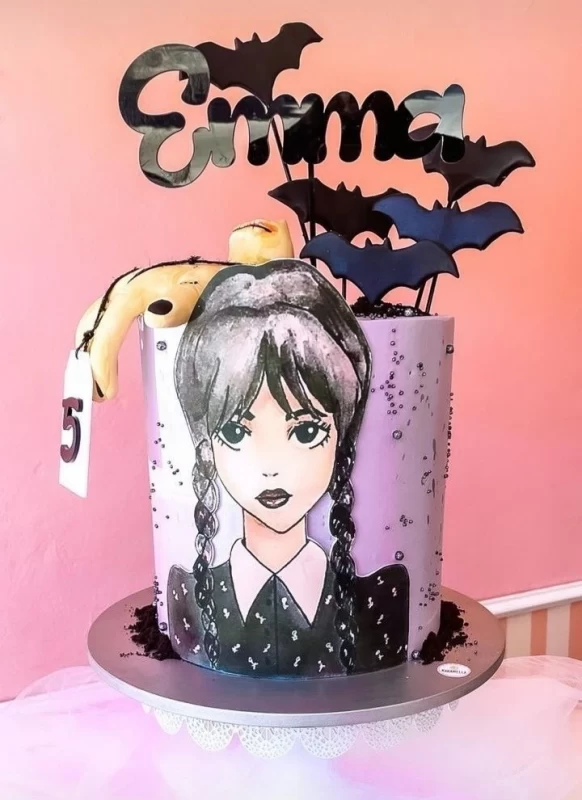 کیک های فوق العاده زیبا با طرح سریال ونزدی توسط یک هنرمند کیک های فوق العاده زیبا با طرح سریال ونزدی توسط یک هنرمند