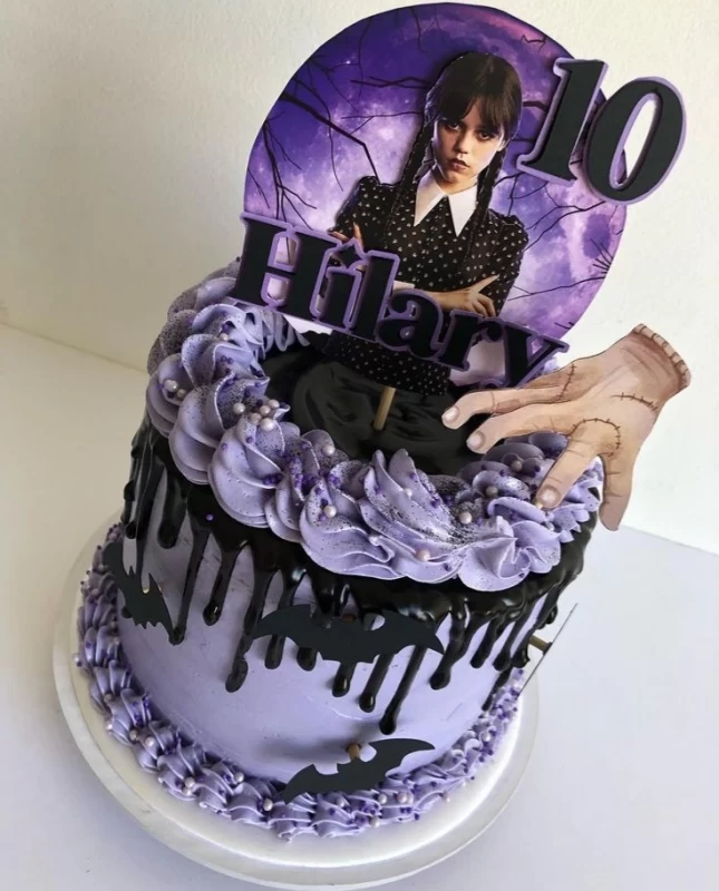 کیک های فوق العاده زیبا با طرح سریال ونزدی توسط یک هنرمند کیک های فوق العاده زیبا با طرح سریال ونزدی توسط یک هنرمند