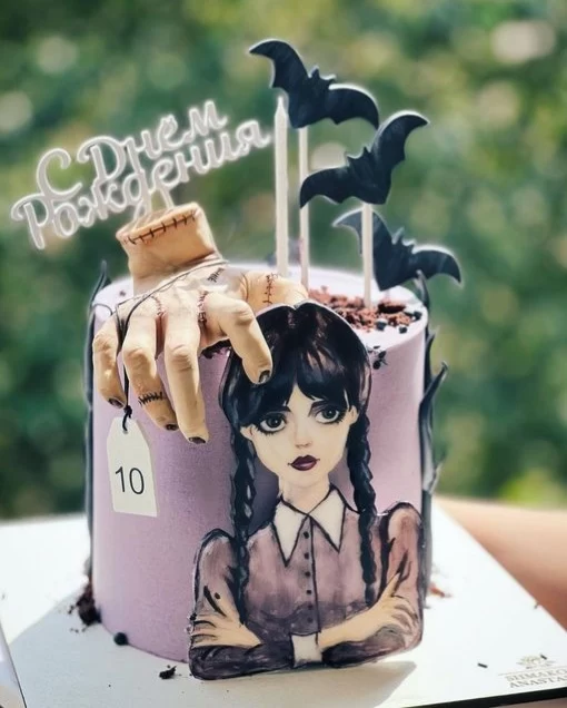 کیک های فوق العاده زیبا با طرح سریال ونزدی توسط یک هنرمند کیک های فوق العاده زیبا با طرح سریال ونزدی توسط یک هنرمند