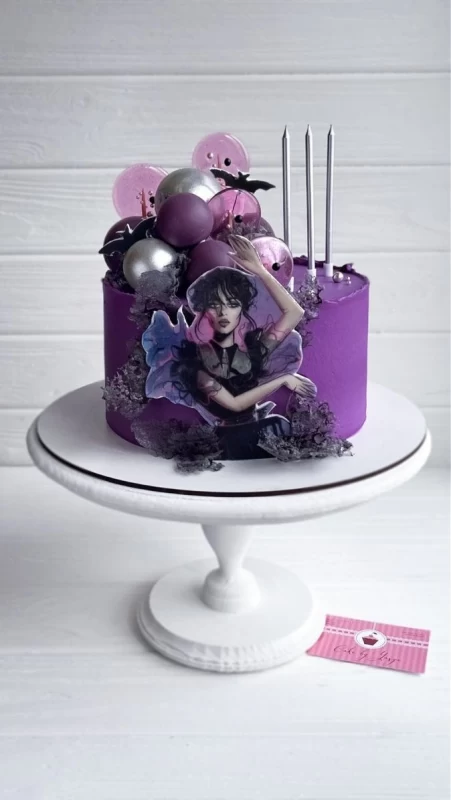 کیک های فوق العاده زیبا با طرح سریال ونزدی توسط یک هنرمند کیک های فوق العاده زیبا با طرح سریال ونزدی توسط یک هنرمند