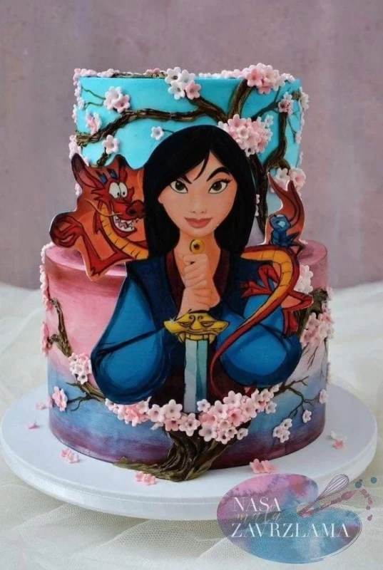 هنرنمایی یک هنرمند با کیک های طرح انیمیشن مولان