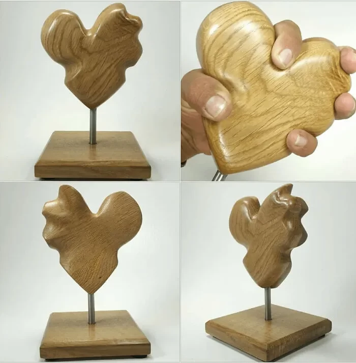 مجسمه چوبی