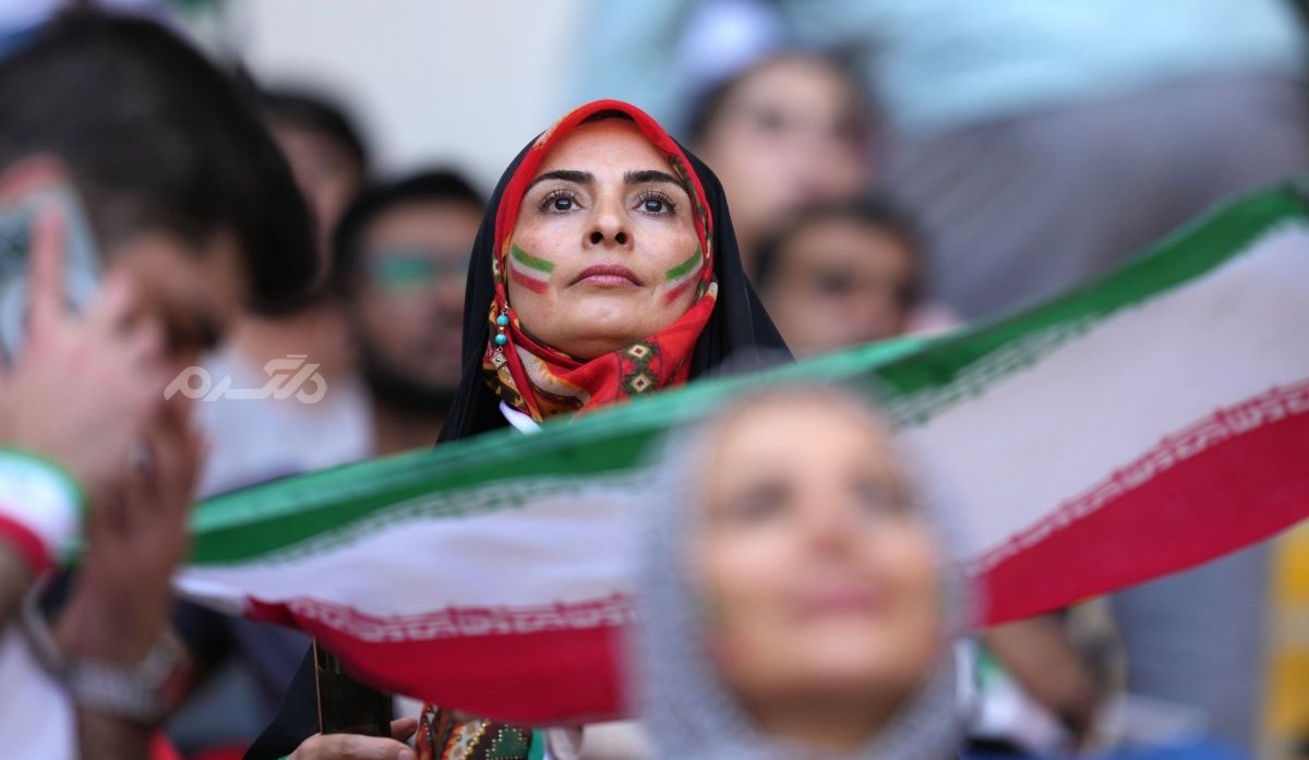  هواداران ایرانی در بازی با ولز