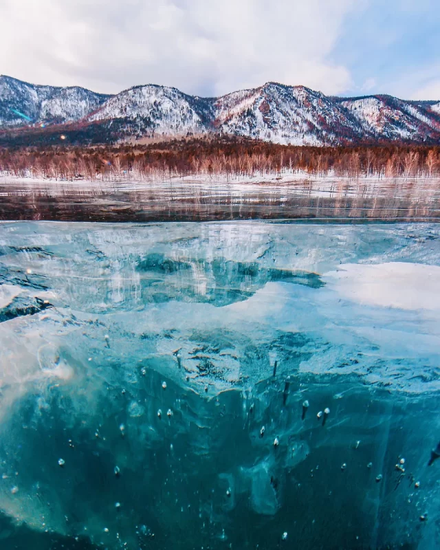 دریاچه بالکان یخ زده 